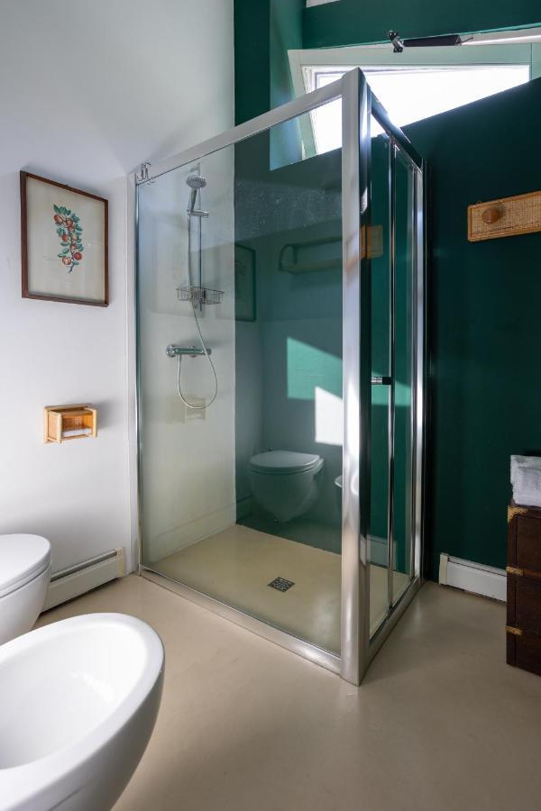 La Torretta Studios & Suite Lesa Ngoại thất bức ảnh